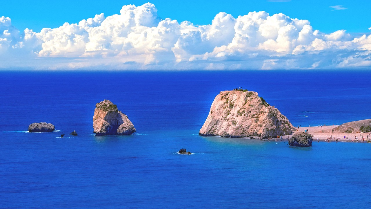 Ciprus, a szerelem szigete - repülővel - március (5 nap) Irányár: 119.900 Ft/fő